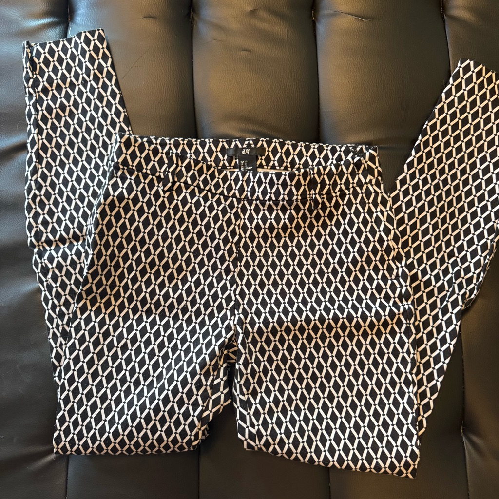 H&M Geometric Pattern Dress Pants